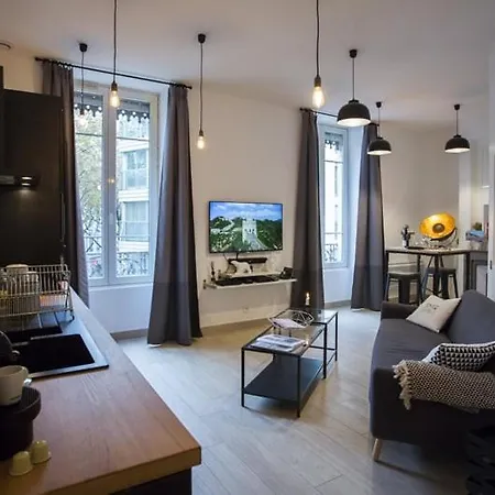 Daire Garibaldi Cosy Et Design *